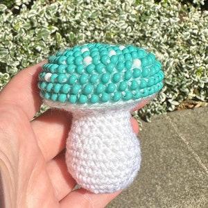Pärlvirkad svampmönster PDF: Gör din egen pärlvirkade svampamigurumi bild 2