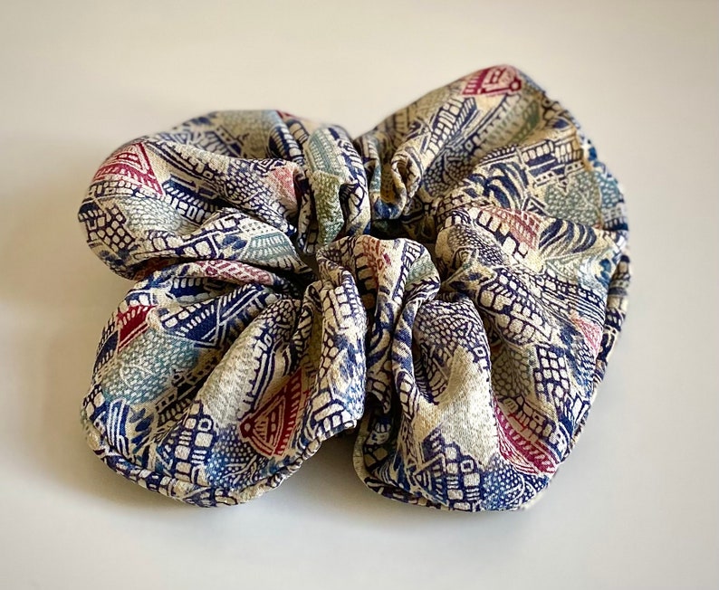 Kimono Scrunchie Japanese Vintage Silk Kimono Hair Accessory Chouchou Silk Large Scrunchie Upcycled Kimono Little Gift For Her Gift For Mom image 2