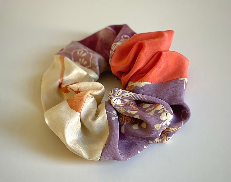 Kimono Scrunchie Japanese Vintage Silk Kimono Hair Accessory Chouchou Silk Large Scrunchie Upcycled Kimono Little Gift For Her Gift For Mom image 6