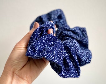 Japanese Kimono Scrunchie Yukata Cotton Kimono Hair Tie Chouchou Little Gift For Her Japanese Themed Gift For Mum Japanese Indigo Fabric