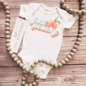 Just Peachy Baby Onesie ®, Retro Peach Shirt, Hipster Newborn Outfit, Cute Southern Clothing, Georgia Fruit Birthday Toddler Tee