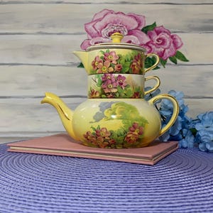 Vintage Minty 1930’s Mini Royal Winton Grimwades "Clovelly" Floral Stacking Individual Teapot, Made in England, Cottagecore Home, Tea Lover