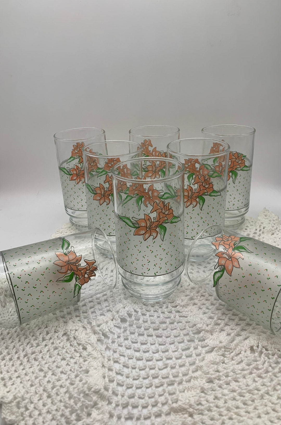 Vintage Peach Lily Flower Drinking Glasses, Retro 1980s Floral Water