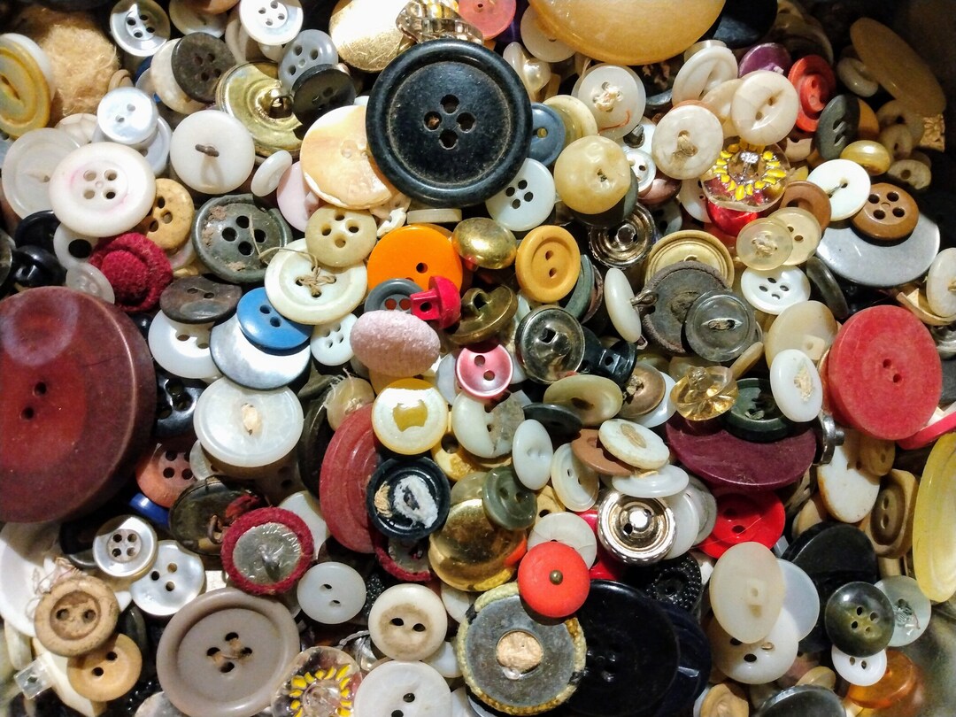 Vintage Button Mix for Crafting, Sewing, Junk Journals, Scrapbook