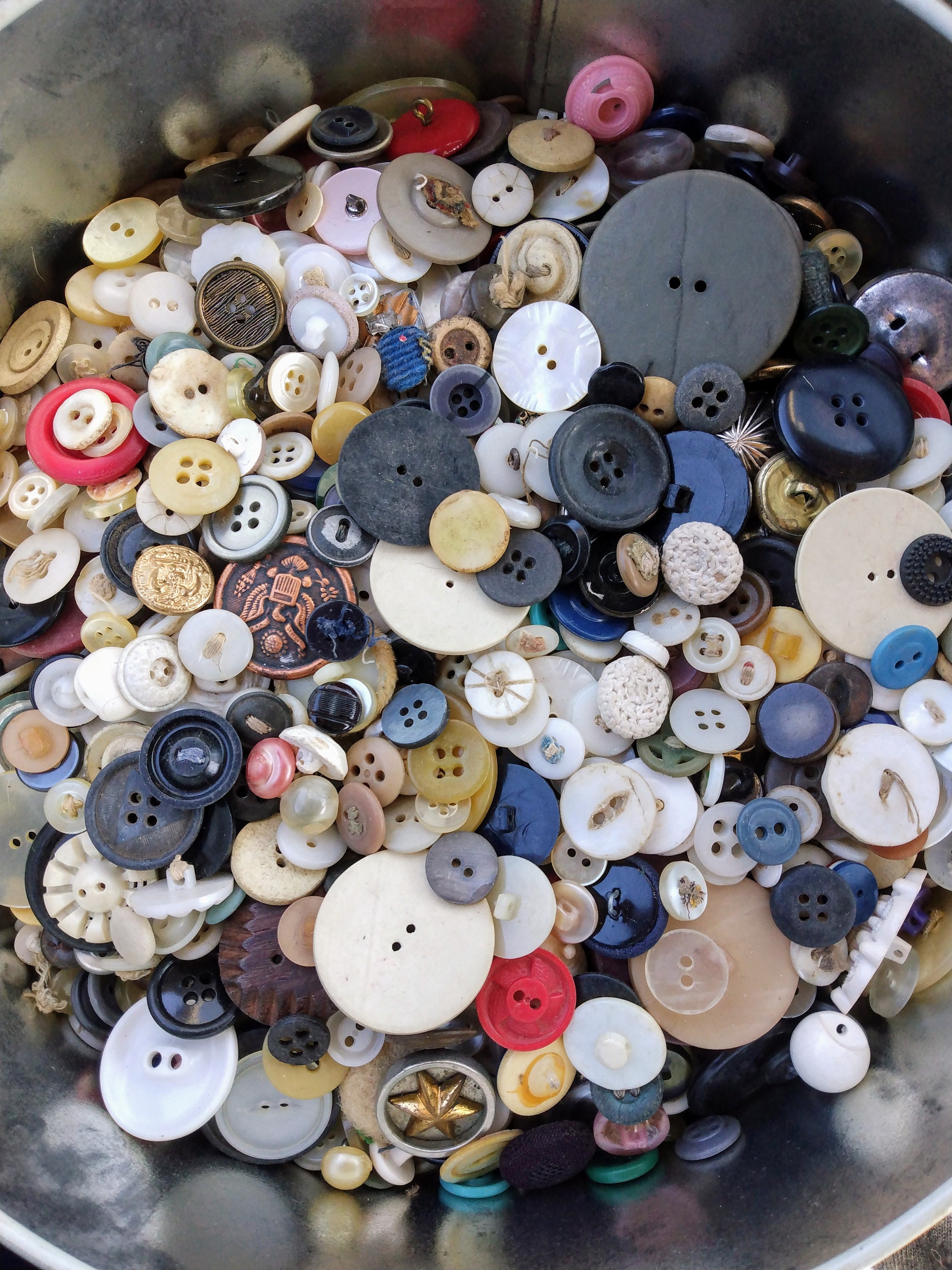 Vintage Button Mix for Crafting, Sewing, Junk Journals, Scrapbook
