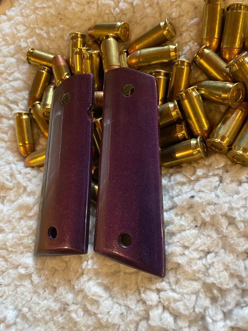 Custom Color Shift Epoxy 1911 Grips Full Size Etsy