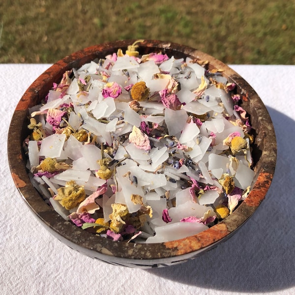 Bath Salts with Organic Rose, Lavender, Chamomile - PREMIUM Magnesium Bath Flakes | Relax | Detox | Rejuvenate
