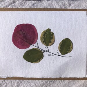 Real Pressed Flower Blank Card on Handmade Paper| Flower Art |White deckled edge paper - Customizable Text