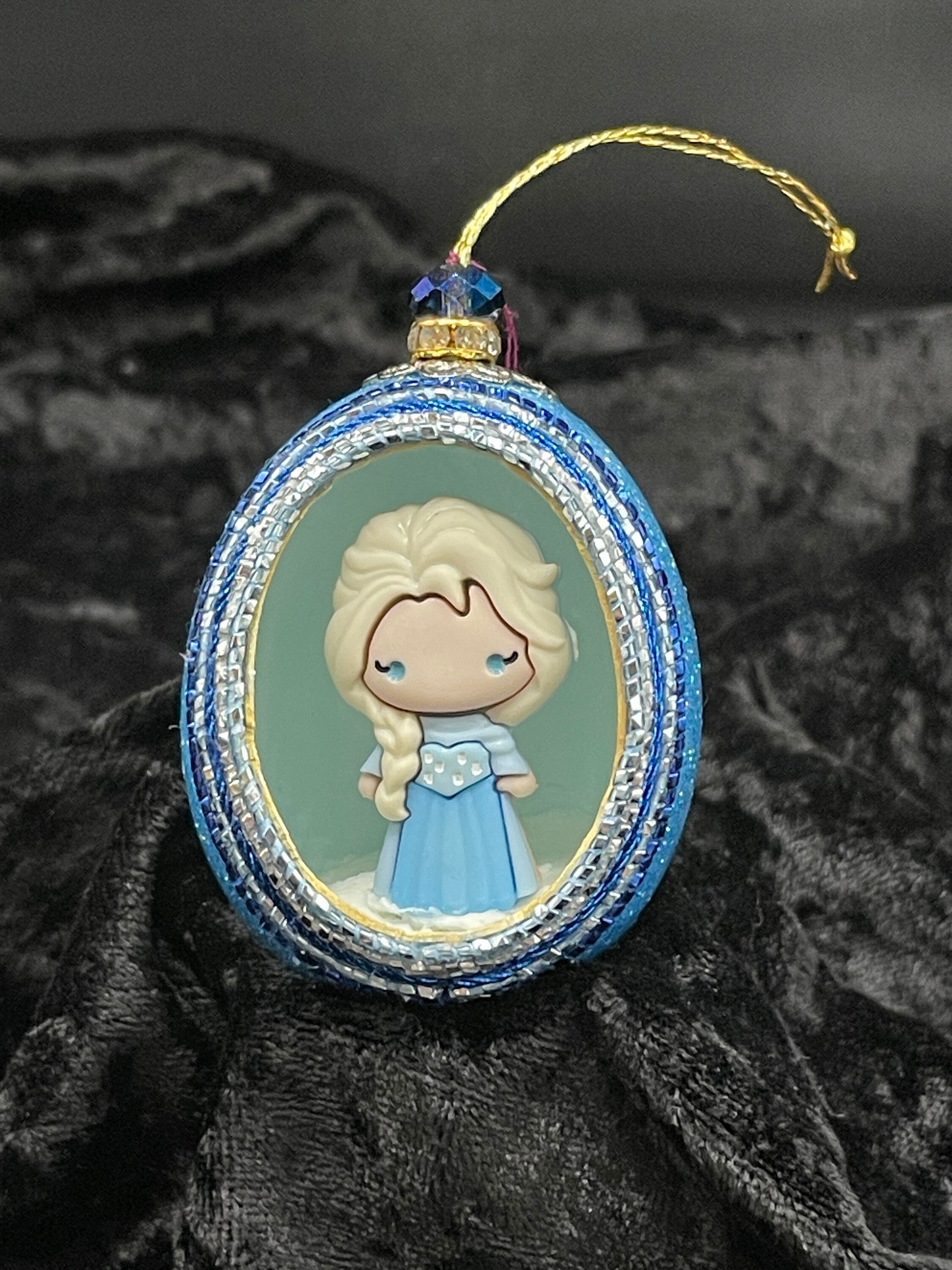 Disney Figurine Christmas Ornaments and Decorations, Goose/chicken Egg