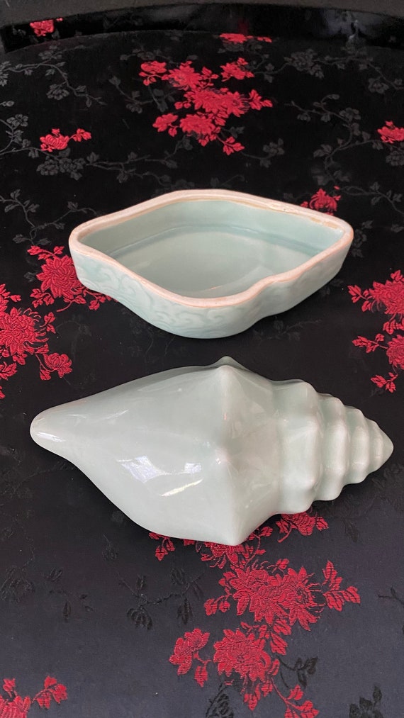 Vintage Ceramic Conch Sea Shell Trinket Box 3D li… - image 4