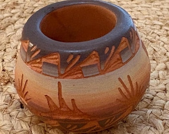 Vintage Yazzie Navajo Hand Carved Pottery Seed Vase (2.5")