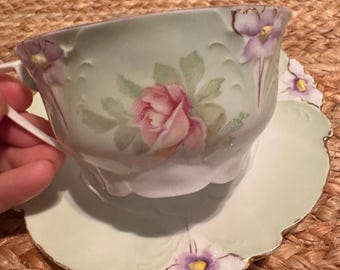 Vintage Schumann Arzberg Bavaria Teacup and Saucer: Rare Collectible