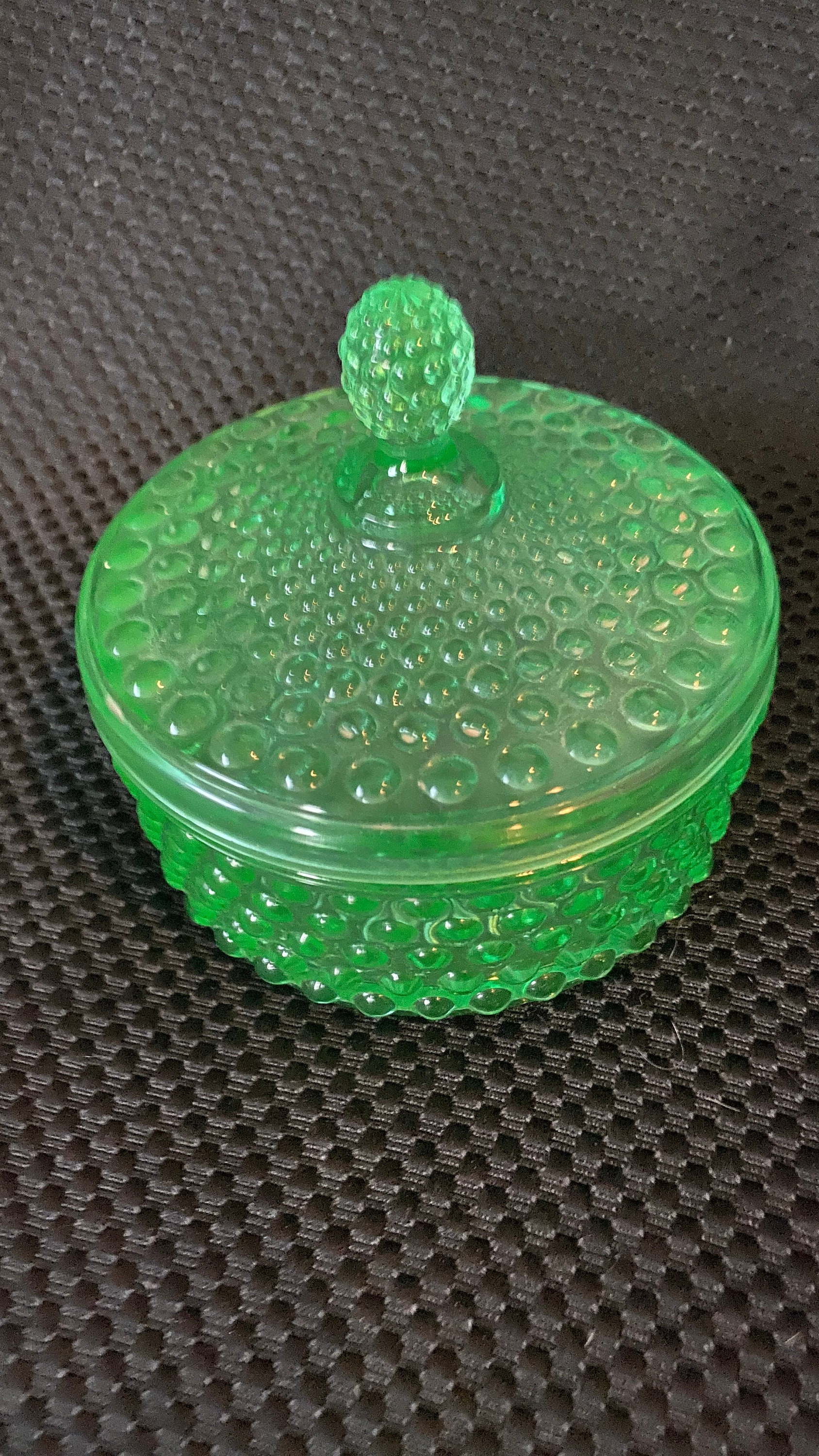 Westmoreland English Hobnailfacebook Marketplace Clifton Park Ny - 59gf6tn