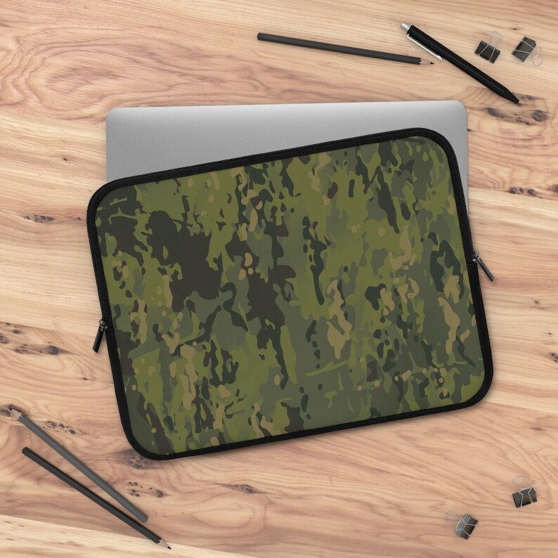 multicam laptop sleeve