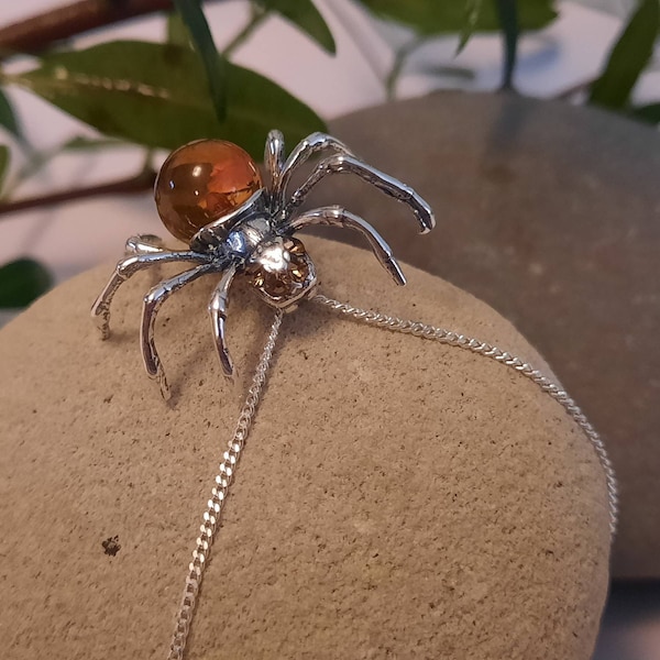 Beautiful Sterling Silver and Cognac Amber Spider Necklace