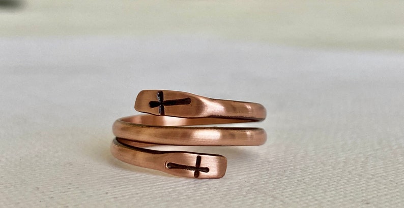 Copper religious cross ring, minimalist copper wrap ring, Adjustable Gift image 7