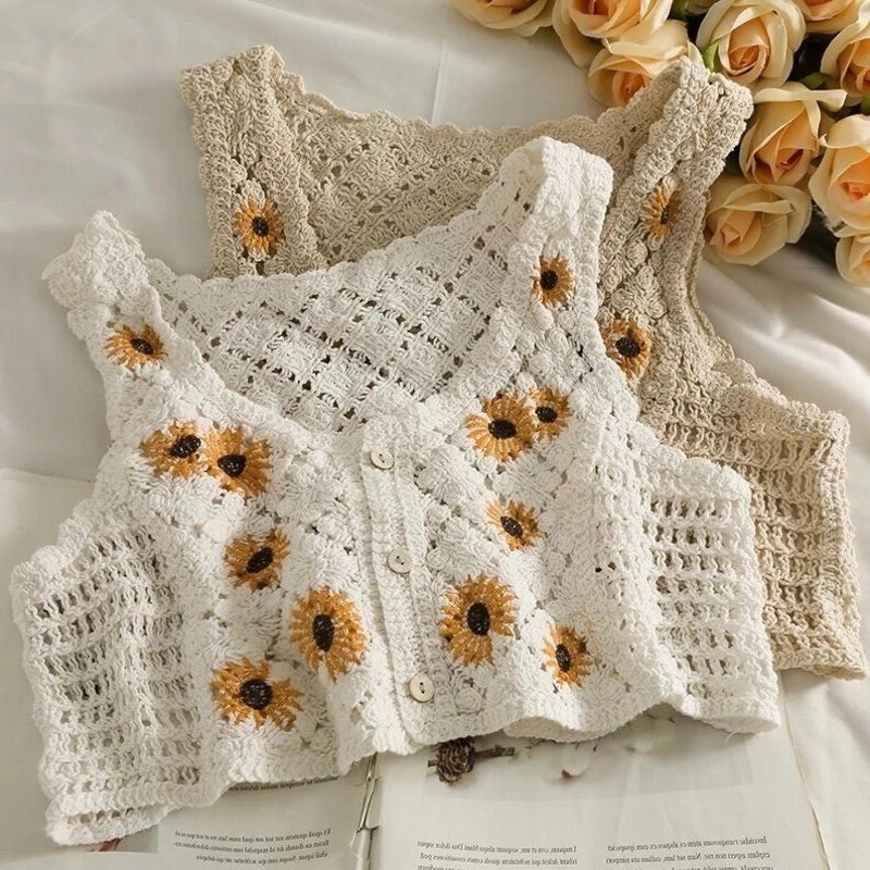 Vest embroidery main image 1