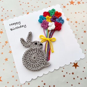 Buon compleanno/amico/biglietto all'uncinetto/biglietto/compleanno/fiori/coniglio/anniversario/moglie/mamma/nonna/fatto a mano/su misura