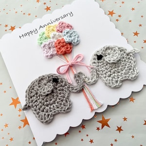 Elefante all'uncinetto / Anniversario / Personalizzato / biglietto / Fiori / Anniversario / Compleanno / Su misura / Pensando a te / Fatto a mano / bouquet
