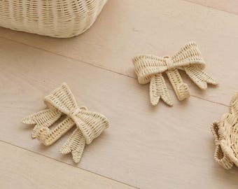 Handwoven Rattan Bow Wall Hooks Set of Two (5.9 × 5.1 in) – Decorative Wall Hooks, Bow Decor for Girl’s Room & Nursery Decor