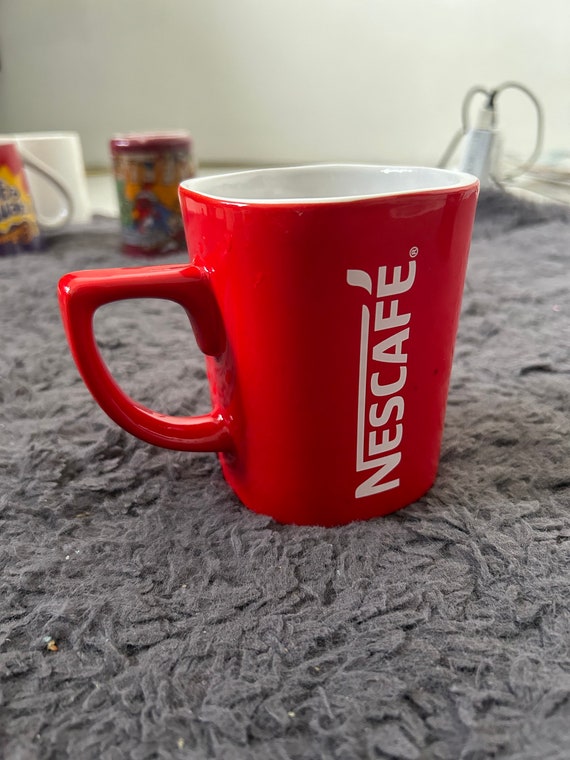 NESCAFÉ Red Mug Coffee Machine