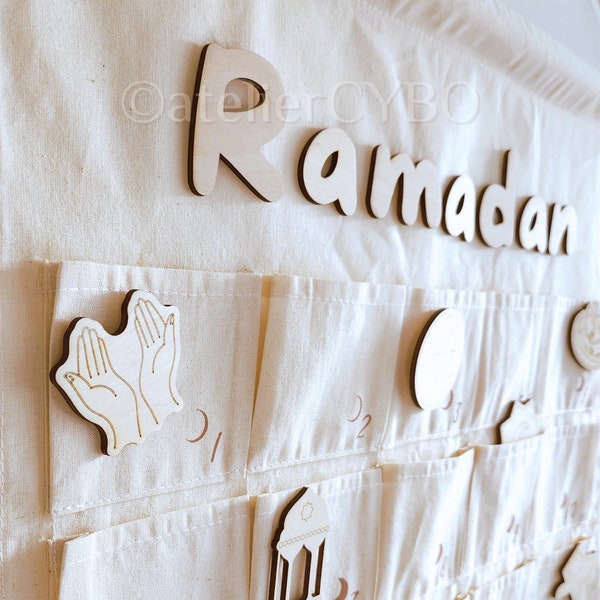 Calendrier du Ramadan mural et kit créatif en bois à peindre