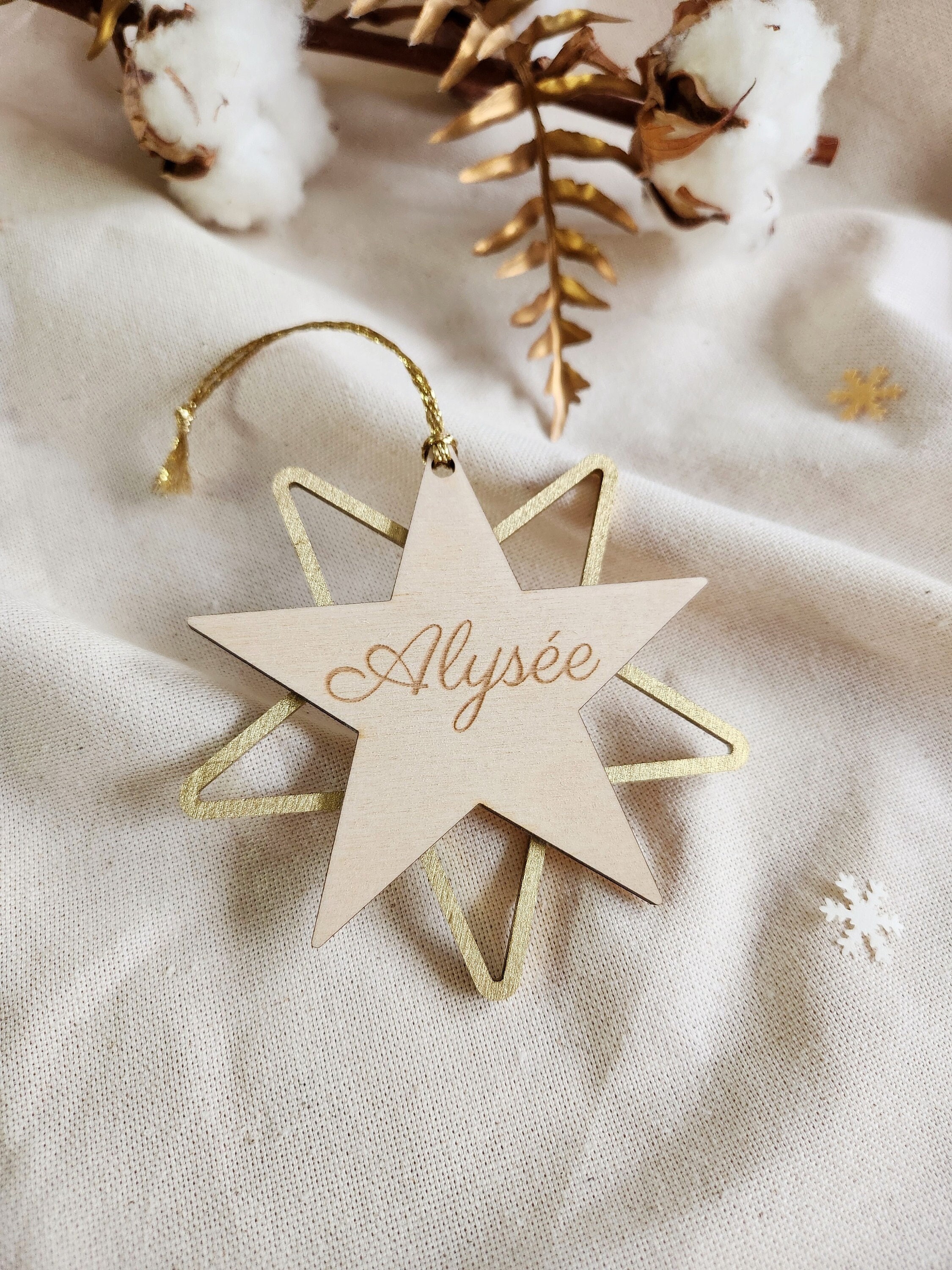 Personalized star to hang in wood