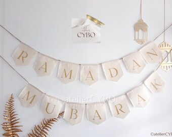 Pearlescent Gold Ramadan Mubarak Garland Ramadan Wall Decoration