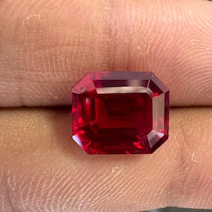 7.67 Carats Ruby emerald cut faceted gemstone loose