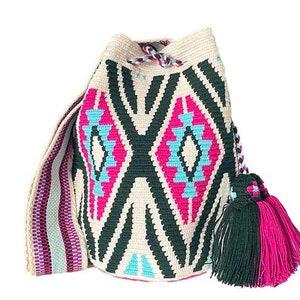 Beautiful Mochila Wayuu Bag / Handmade Bucket Bag with Ethnic Pattern/ Colombian Crochet Crossbody Bag