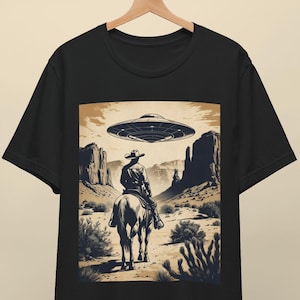 Cowboy UFO Shirt - Vintage Western Alien T-Shirt, 90er Jahre Washed Graphic Tee, beunruhigtes Retro Space Cowboy Shirt, lustiges Sci-Fi Country Shirt