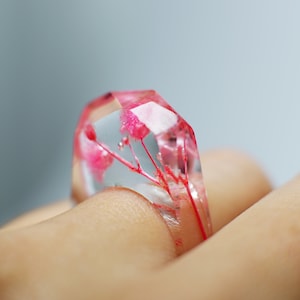 Chunky pink ring, Clear real flower ring