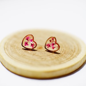Sensitive earrings, Pressed flower earrings, Cute studs, Gold heart, Custom stud with plastic posts for sensitive ears