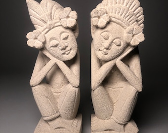 Balinese Couple Stone statue 5.9”inch,White stone,handmade sclupture,Handmade statue,Home decore.