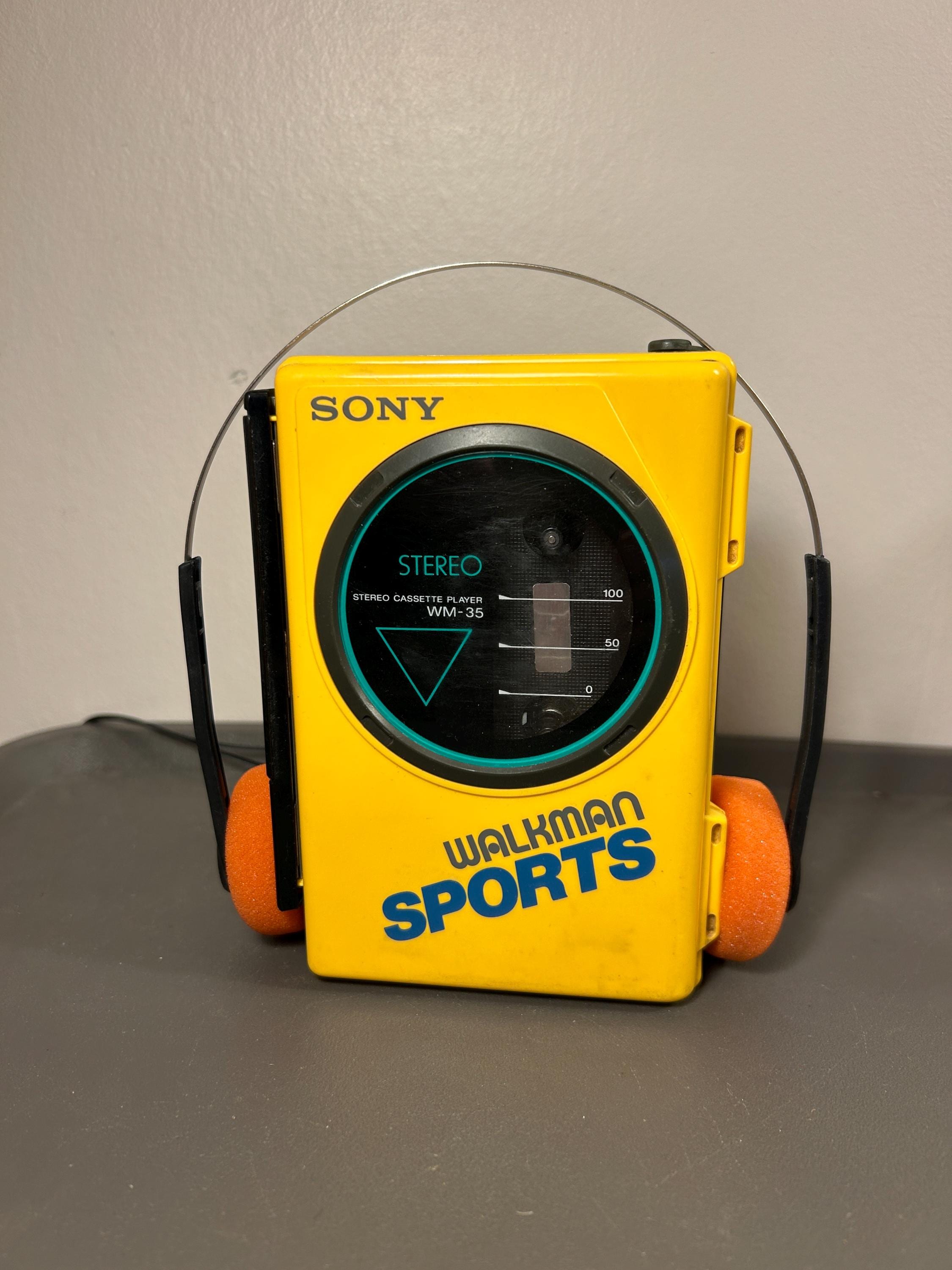 Sony sports yellow - Etsy 日本