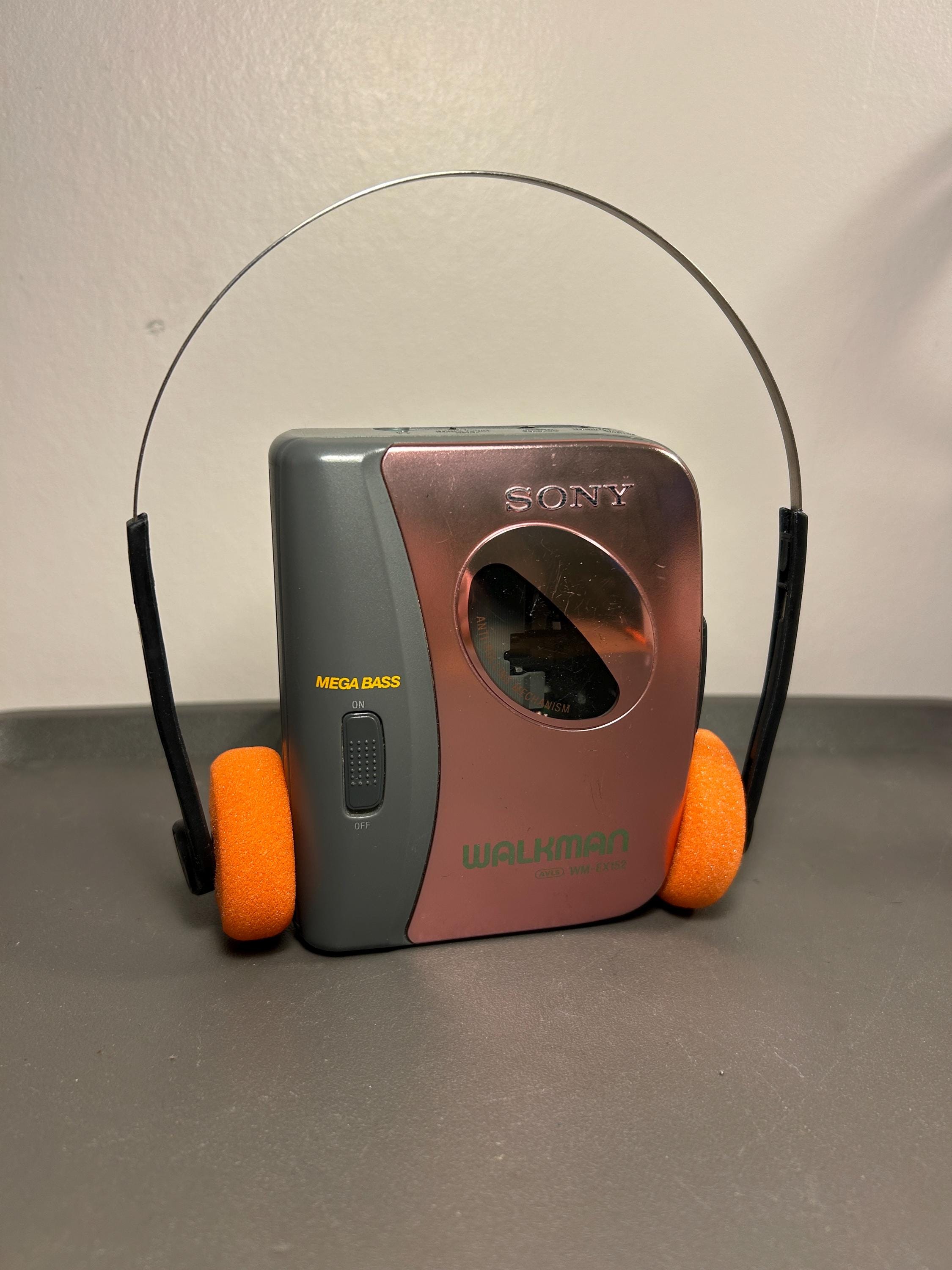値下匿名送 SONYウオークマン ステレオカセットプレーヤーWM-2+ヘッドホン il_fullxfull.7759482418_sbkj.jpg