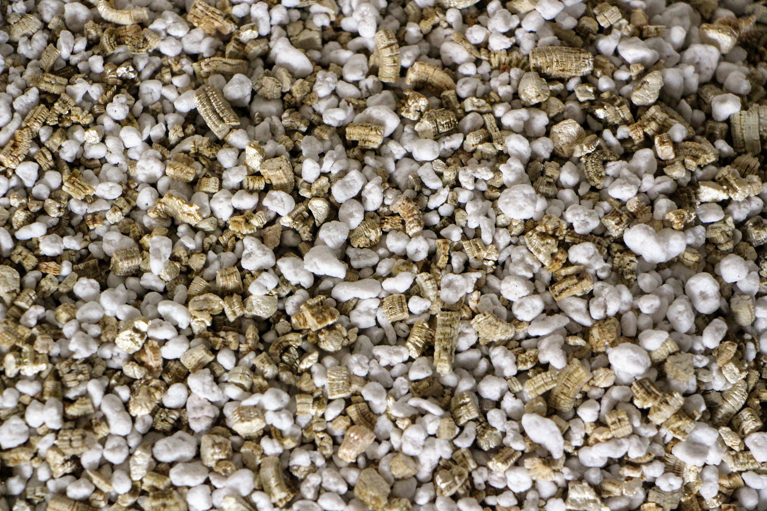 4L | Perlites & Vermiculites Mélange 50/50 Substrat Utilisable en Agriculture Biologique.