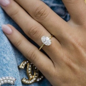 2 Ct Oval Moissanite Engagement Ring Hidden halo Bridal Set 14K Solid Gold Ring Diamond Ring Anniversary Gifts Oval Solitaire Ring Gifts