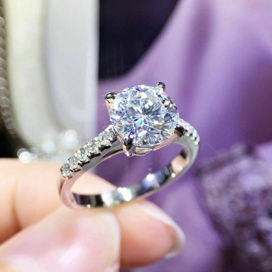 3 CT Moissanite Engagement Ring In Hidden Halo, 3 CT Crushed Ice Oval - Foto 8