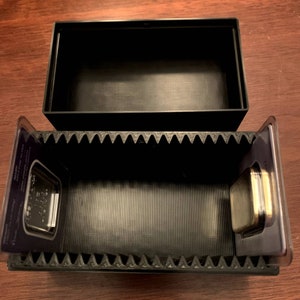 3DP schwarze Aufbewahrungsbox für 20x Royal Mint Precious Metal Probe Cards