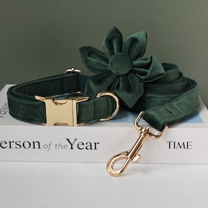 Dark Green Velvet Personalized Dog Collar and Leash Set with Detachable Flower, Handmade Wedding Dog Bow Tie Collar, Dog Collar Flower