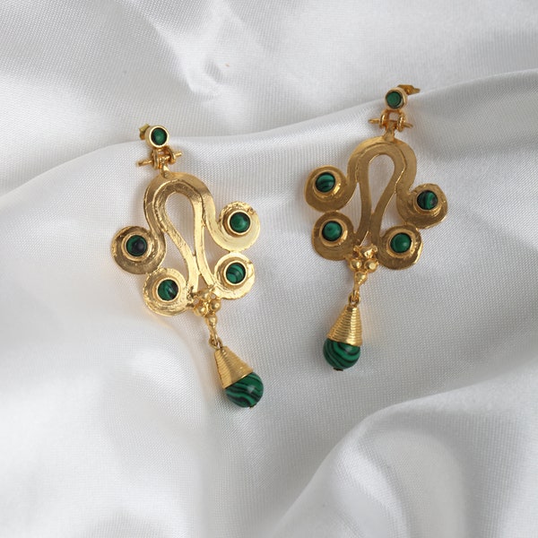 Handmade Authentic Earrings, Green Chandelier Earrings, Green Stone Earrings, Green Earrings, Bohemian Green Earrings