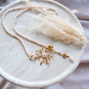 Handmade Pearl Necklace: Gold Turkish Jewelry