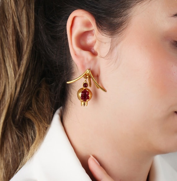 Precious Earrings - Short Hook - Gold Precious Earrings - Short Hook - Gold