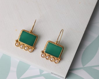 Emerald Earrings, Emerald Jewelry, Green Earrings, Gemstone Earrings, Birthstone Earrings, Emerald Studs, Emerald Pendant