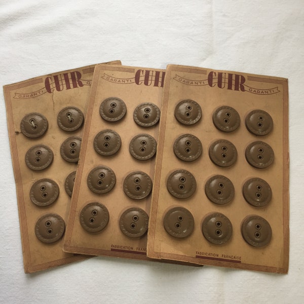 Carte de 12 boutons en cuir marron Français vintage