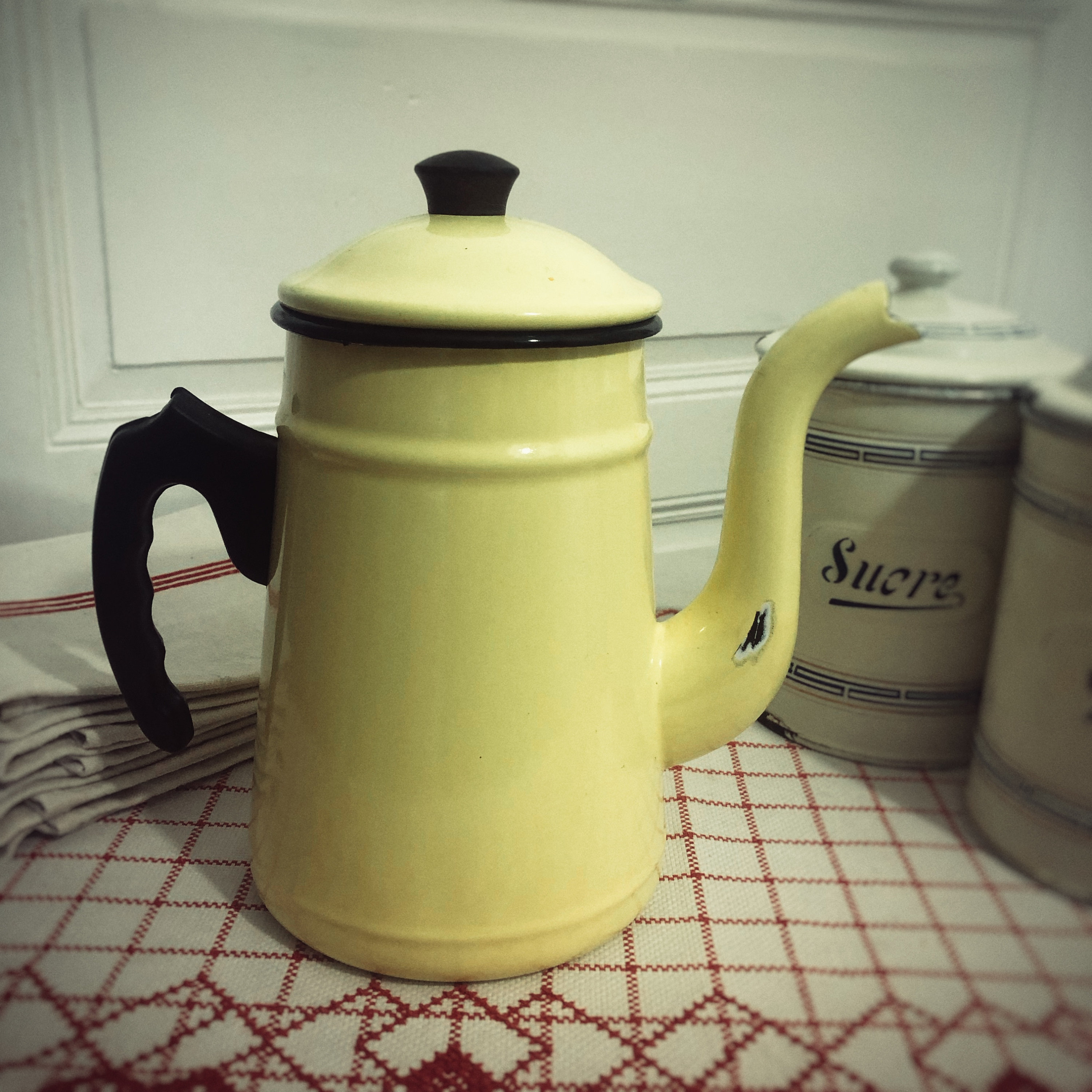 Cafetière en Émail Jaune Vintage Français/Cafetière de Campagne