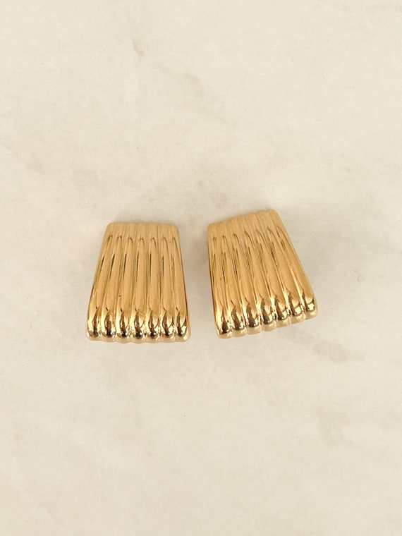 Vintage Monet Gold-plated Ribbed Chunky Earrings, 