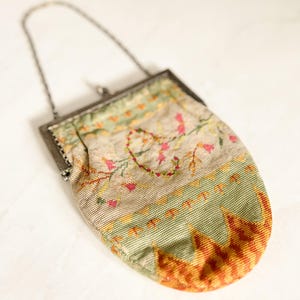 Antique Edwardian Petite Point Purse – 1910s Floral Embroidered Evening Bag with Silver-Tone Frame & Silk Lining