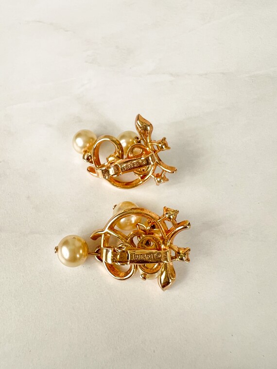 Rare Trifari Vintage Earrings: Gold-tone, danglin… - image 4